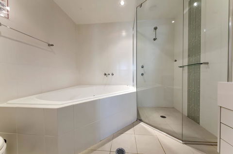 Pacific Blue 278-265 Sandy Pt Rd- Dual Key Access, Wifi, Linen And Air Conditioning - St Kilda Accommodation 11