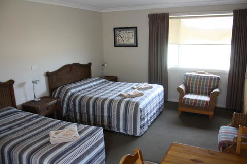 Isis Motel Scone - St Kilda Accommodation 6