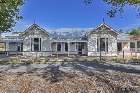 Grandview Accommodation - The Elm Tree Apartments - St Kilda Accommodation 30