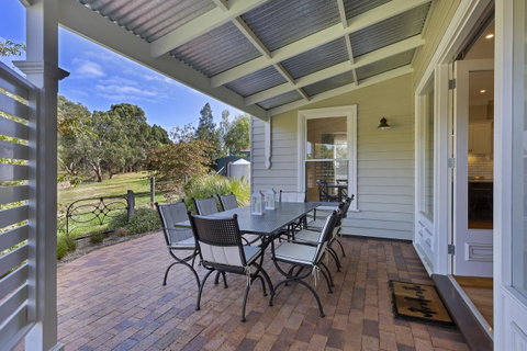 Grandview Accommodation - The Elm Tree Apartments - St Kilda Accommodation 5