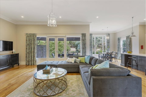 Grandview Accommodation - The Elm Tree Apartments - St Kilda Accommodation 4