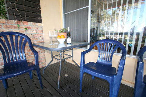 Lake Edge Apartments - St Kilda Accommodation 12