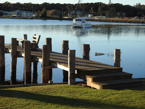 Lake Edge Apartments - St Kilda Accommodation 21