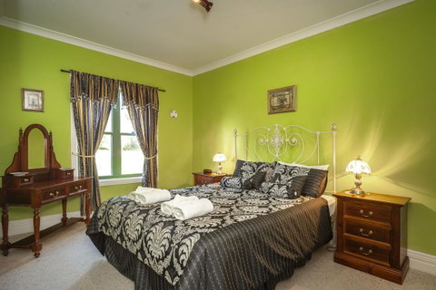 Angaston Saleyards Luxury Accommodation - St Kilda Accommodation 15