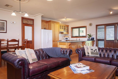 Angaston Saleyards Luxury Accommodation - St Kilda Accommodation 5
