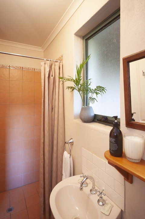 Angaston Saleyards Luxury Accommodation - St Kilda Accommodation 10