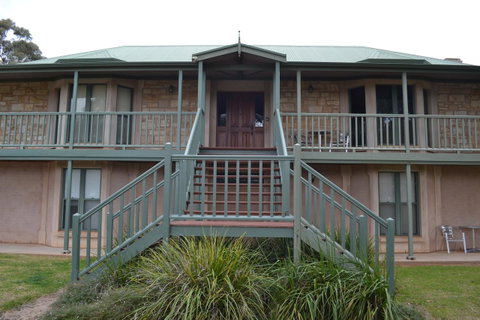 Angaston Saleyards Luxury Accommodation - St Kilda Accommodation 35