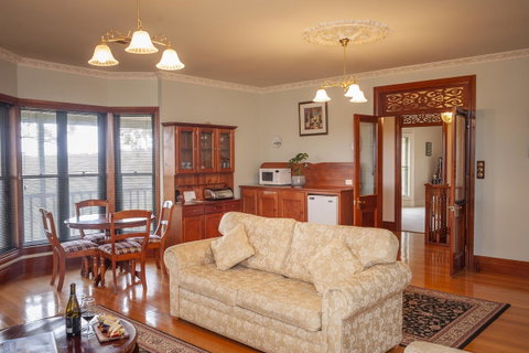 Angaston Saleyards Luxury Accommodation - St Kilda Accommodation 26