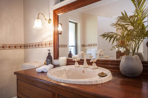 Angaston Saleyards Luxury Accommodation - St Kilda Accommodation 28