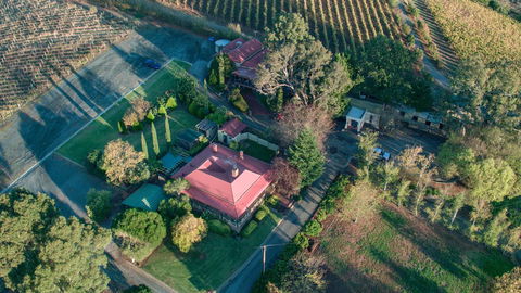 Vineyard Cottage BnB - St Kilda Accommodation 1
