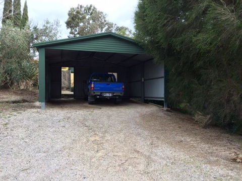 Vineyard Cottage BnB - St Kilda Accommodation 13