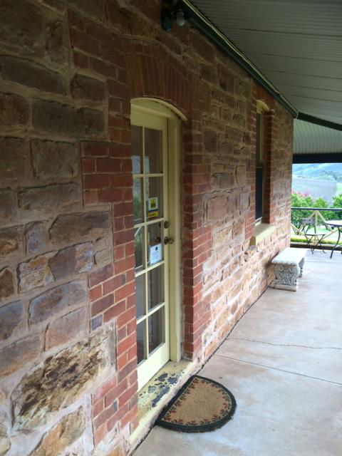 Vineyard Cottage BnB - St Kilda Accommodation 9