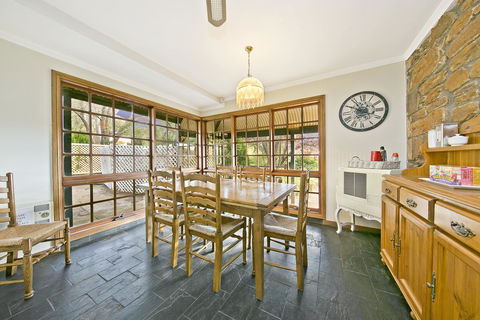 Vineyard Cottage BnB - St Kilda Accommodation 4