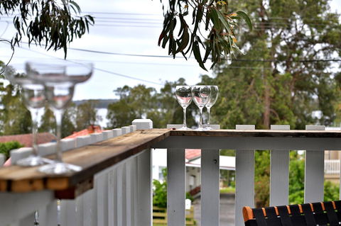 Hudson Bay @ Basin View-Pet Friendly-15 Mins To Hyams Beach - St Kilda Accommodation 24