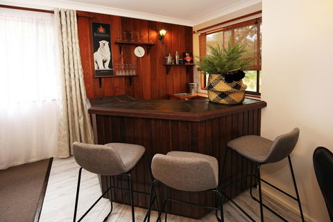 Hudson Bay @ Basin View-Pet Friendly-15 Mins To Hyams Beach - St Kilda Accommodation 15