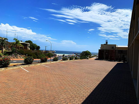Moonta Bay Motel - St Kilda Accommodation 2