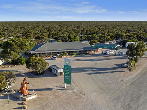 Border Village Roadhouse - St Kilda Accommodation 22