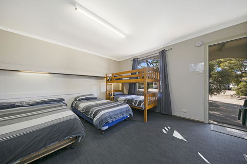 Border Village Roadhouse - St Kilda Accommodation 40