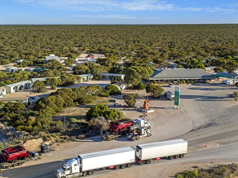Border Village Roadhouse - St Kilda Accommodation 0