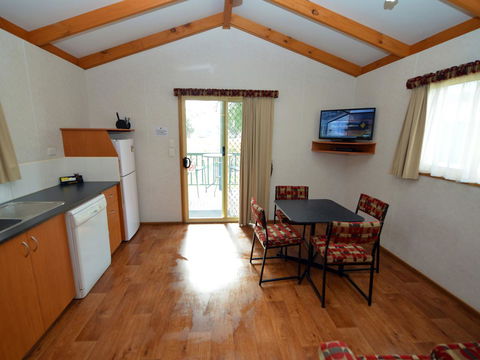 Echo Holiday Parks - Waikerie - St Kilda Accommodation 44