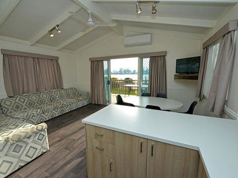 Echo Holiday Parks - Waikerie - St Kilda Accommodation 23