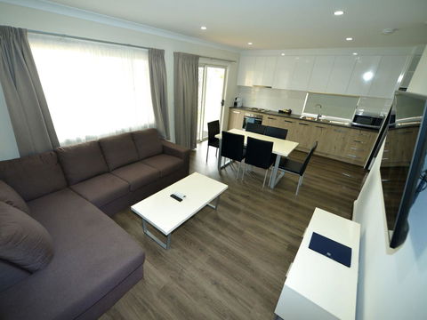 Echo Holiday Parks - Waikerie - St Kilda Accommodation 15