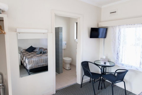 Blue Lake Motel - St Kilda Accommodation 6