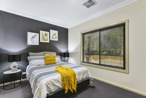 Accommodation On Lansell 2 - St Kilda Accommodation 12
