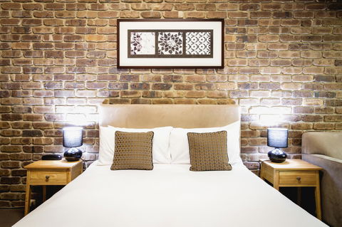 The Lodge By Manna - St Kilda Accommodation 5