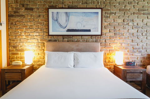 The Lodge By Manna - St Kilda Accommodation 7