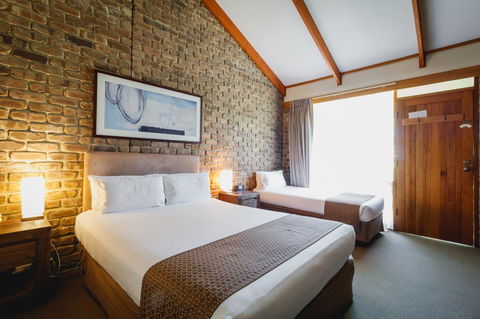 The Lodge By Manna - St Kilda Accommodation 9