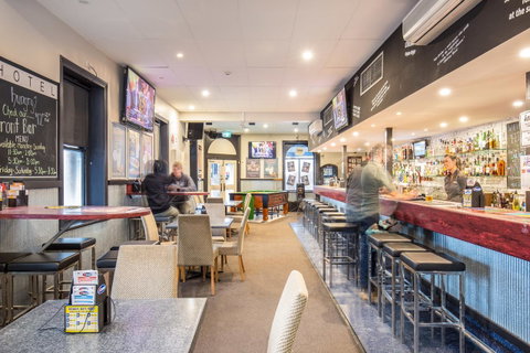 Nightcap At Federal Hotel Mt Gambier - St Kilda Accommodation 7
