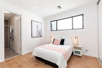 Brand new affordable luxury 3 bedroom 3 bathrooms house close to Adelaide city Chinatown beach Adelaide Airport