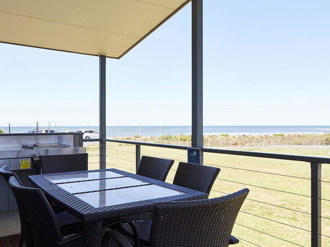 NRMA Victor Harbor Beachfront Holiday Park - St Kilda Accommodation 35