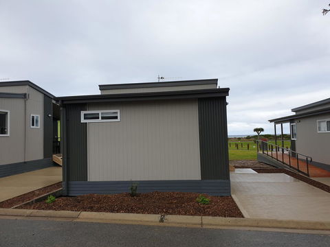 NRMA Victor Harbor Beachfront Holiday Park - St Kilda Accommodation 11