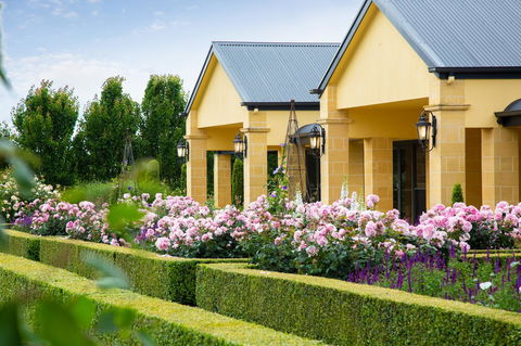 The Barn Accommodation - St Kilda Accommodation 15