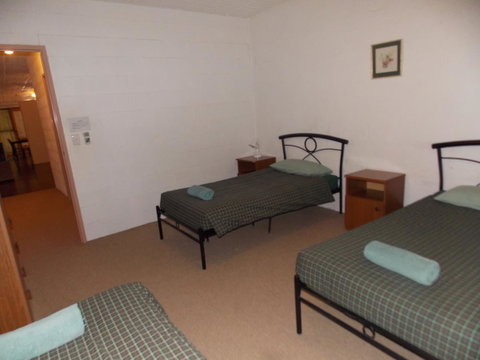 Desert View Apartments - St Kilda Accommodation 2