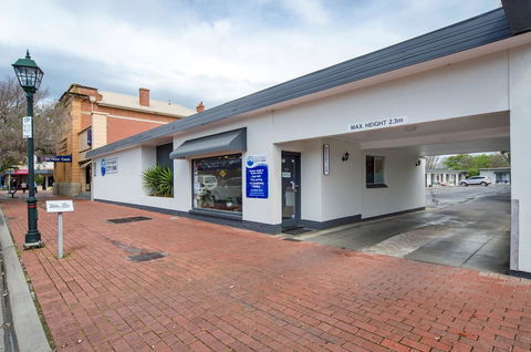 Victor Harbor City Inn - St Kilda Accommodation 13
