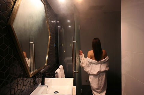 Ellen Hotel - St Kilda Accommodation 6