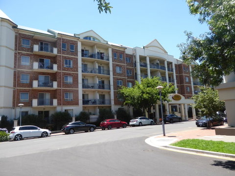 ADELAIDE CENTRAL APARTMENT - 3BR, 2BATH & CARPARK - St Kilda Accommodation 0