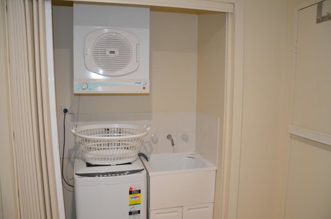 ADELAIDE CENTRAL APARTMENT - 3BR, 2BATH & CARPARK - St Kilda Accommodation 19