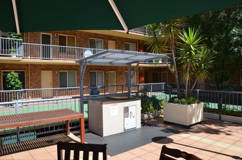ADELAIDE CENTRAL APARTMENT - 3BR, 2BATH & CARPARK - St Kilda Accommodation 22