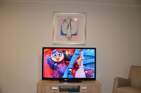 ADELAIDE CENTRAL APARTMENT - 3BR, 2BATH & CARPARK - St Kilda Accommodation 9