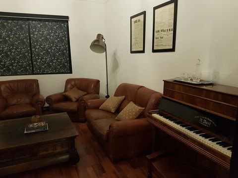 Possum Cottage - St Kilda Accommodation 17