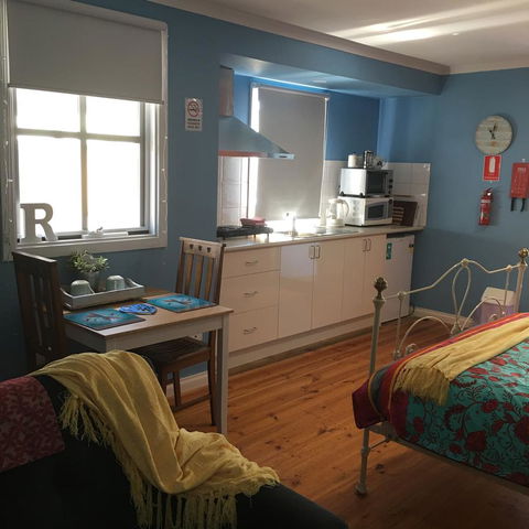 KI Dragonfly Guesthouse - St Kilda Accommodation 11