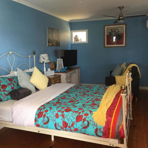 KI Dragonfly Guesthouse - St Kilda Accommodation 8