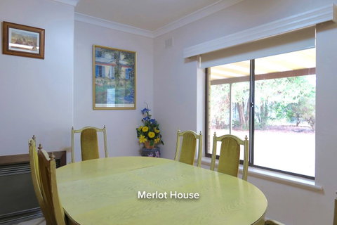 The Lyndoch Motel - St Kilda Accommodation 30