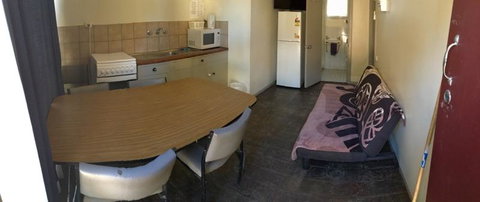 A1Cabins - St Kilda Accommodation 1