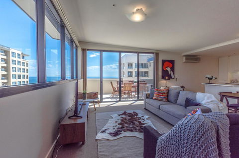 Lights Landing Penthouse - St Kilda Accommodation 1