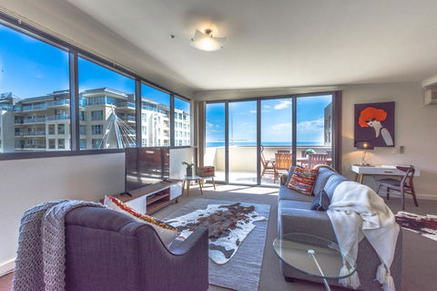 Lights Landing Penthouse - St Kilda Accommodation 0